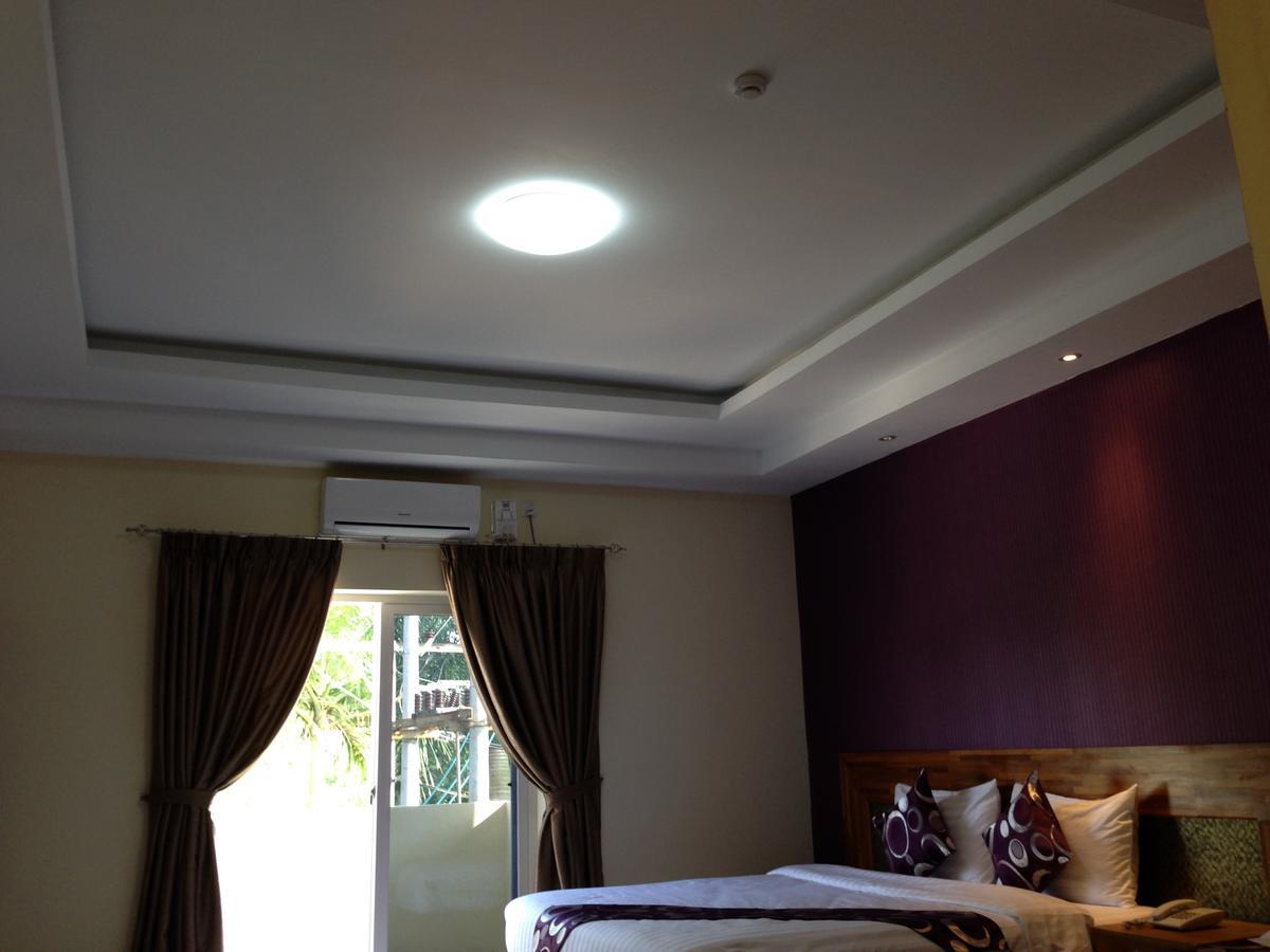 Hotel 9 Mile Rangoon Eksteriør billede