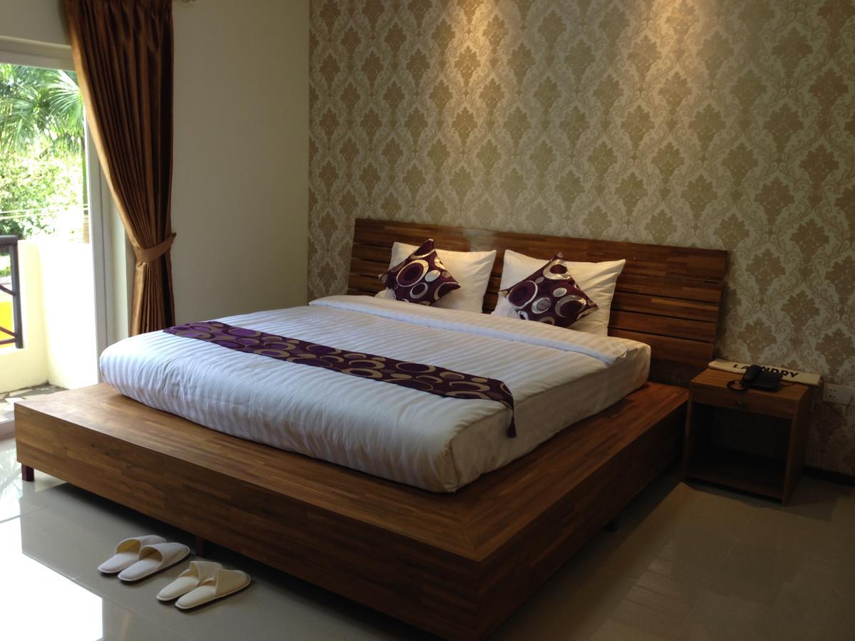 Hotel 9 Mile Rangoon Eksteriør billede